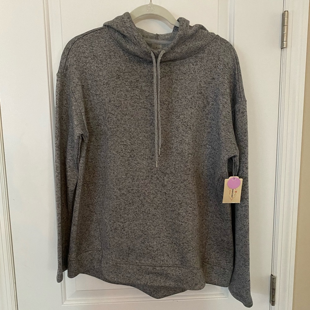 Women’s gray pullover hoodie medium